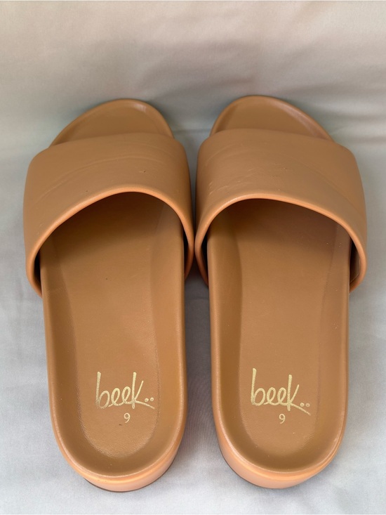 beek Shoes - beek Women's Camel Slide Sandals Size 9